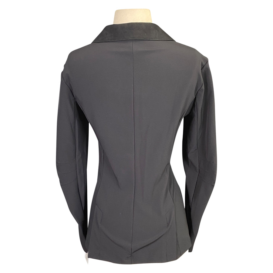 Back of Gersemi 'Idun' Competition Jacket in Navy